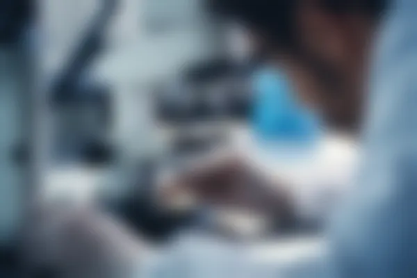 鸡眼睛失明的原因是什么？该如何进行有效治疗？