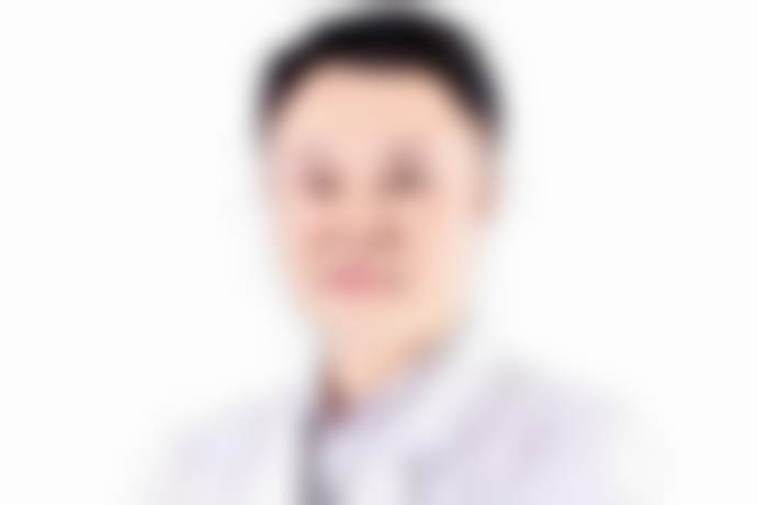 刘勇兰眼部整形实例