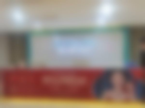 二、镇江苏王医疗美容门诊部（原华美）正规吗？来看看医院资质：