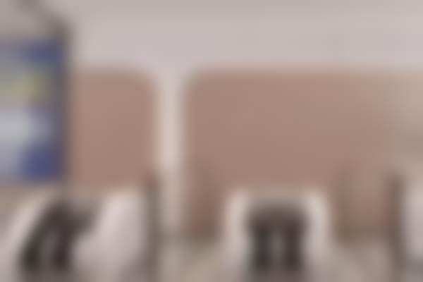 六、金华显赫医疗美容植发专科价格表：（仅供参考）