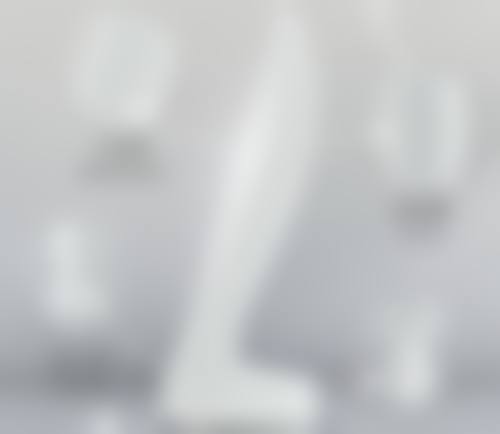 20岁就被眼袋困扰怎么办？多种改善方案助你告别眼袋，重焕青春光彩！ 