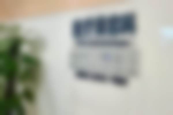 重庆市肖遥和肖林谁厉害？整形领域肖林经验丰富，擅长正颌与轮廓整形，每年手术超千台 